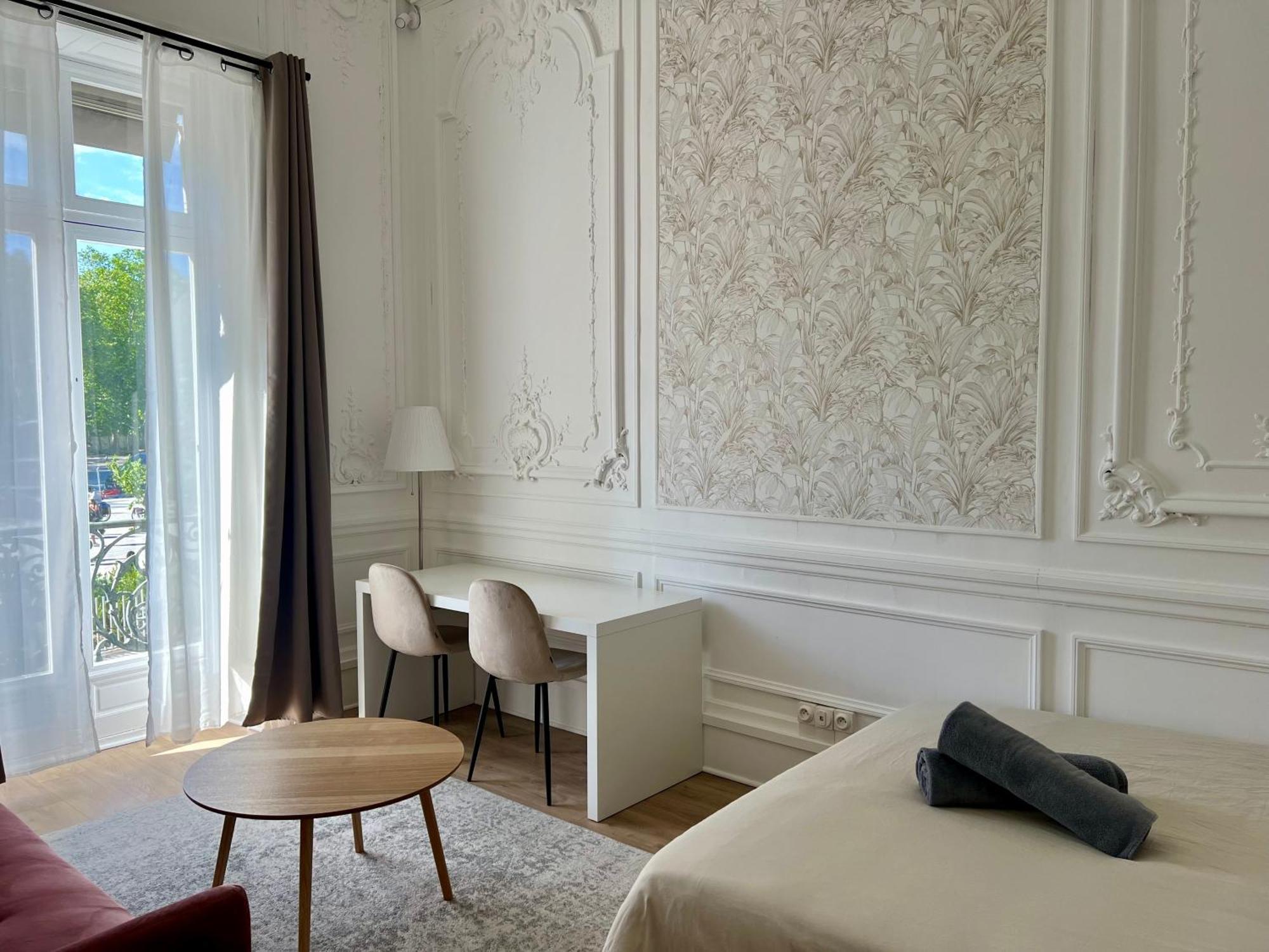 Apartment Maison El&ar - Place De La Comedie, Wifi Montpellier