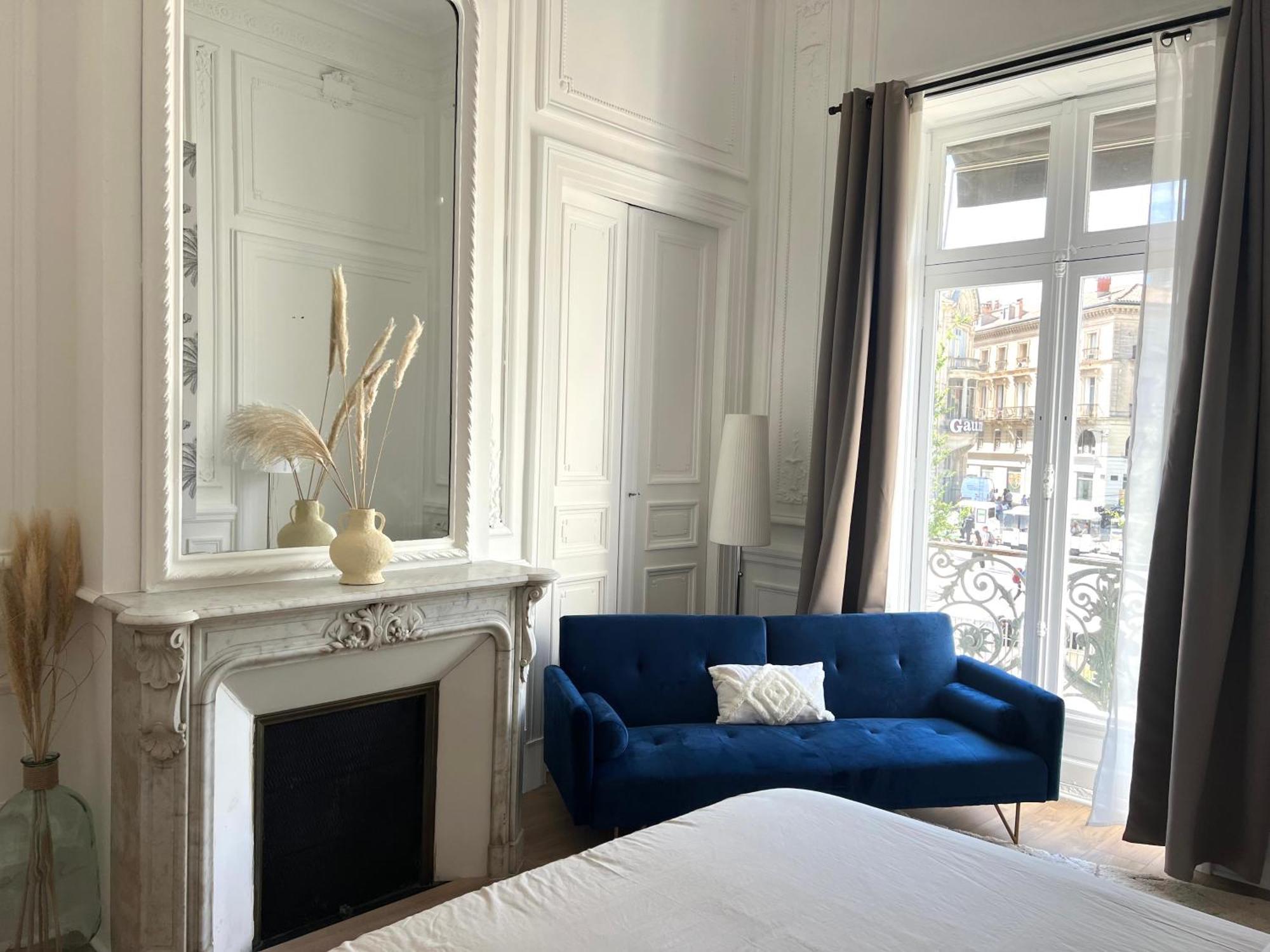 Apartment Maison El&ar - Place De La Comedie, Wifi *